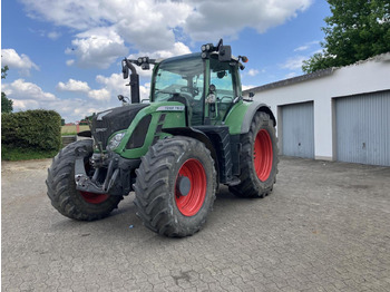Farm tractor FENDT