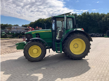 Farm tractor JOHN DEERE 6830