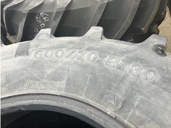 Tire for Agricultural machinery Vredestein 600/70R30: picture 5