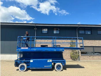 Scissor lift