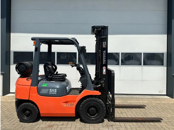 LPG forklift TOYOTA