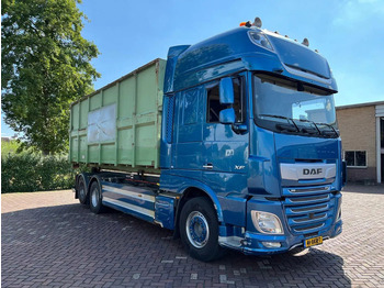 Container transporter/ Swap body truck DAF XF 530