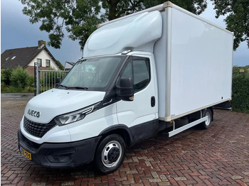Closed box van IVECO Daily 35c16