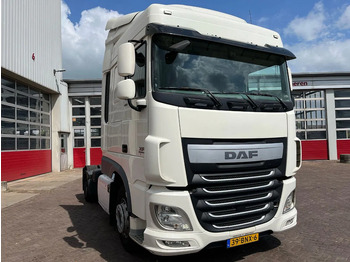 Tractor unit DAF XF 460