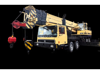 Mobile crane