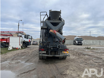 Concrete mixer truck MAN 32.360: picture 5
