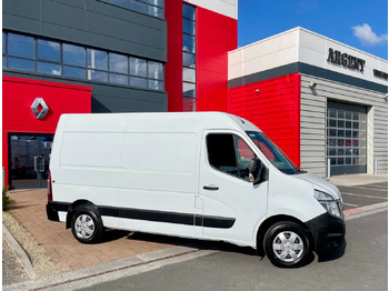 Panel van NISSAN NV400