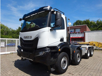 Hook lift truck IVECO X-WAY
