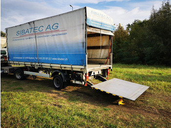 Curtainsider semi-trailer