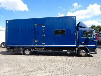 MAN 8.220 - Koffer leasing MAN 8.220 - Koffer: picture 4 MAN 8.220 - Koffer leasing MAN 8.220 - Koffer: picture 4