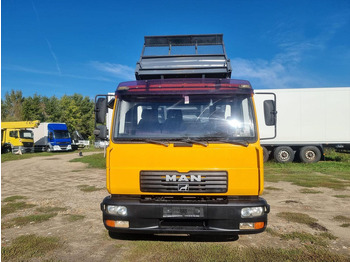 Tipper MAN LE 8.180 Meiller Kipper Three-Sided Tipper - 3 old. billencs - T: picture 2 Tipper MAN LE 8.180 Meiller Kipper Three-Sided Tipper - 3 old. billencs - T: picture 2
