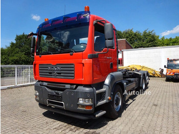 Hook lift truck MAN TGA 26.360
