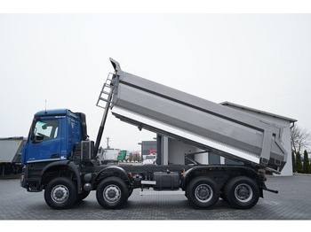 Tipper Mercedes-Benz ACTROS 4145 / 8X8 / WYWROTKA TYLNOZSYPOWA / KH-KIPPER 6 M / AUTO: picture 2