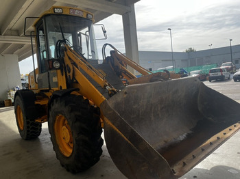 Wheel loader JCB 411: picture 4