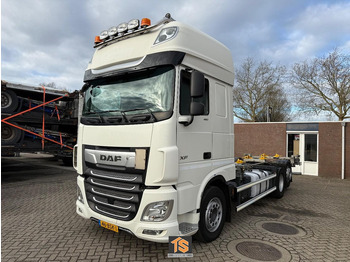 Container transporter/ Swap body truck DAF XF 480