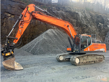 Excavator DOOSAN DX300LC-5