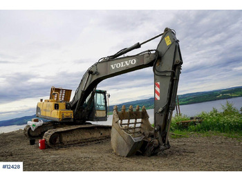 Excavator VOLVO EC240CL