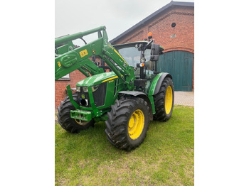 Farm tractor John Deere 5100 M: picture 4