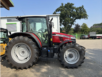 Farm tractor MASSEY FERGUSON 5712