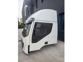 Cab and interior for Truck Iveco STRALIS HI-WAY Euro 6: picture 4