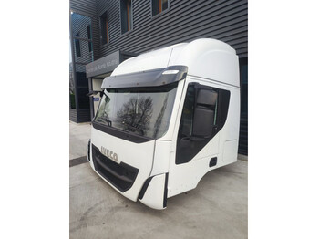 Cab and interior for Truck Iveco STRALIS HI-WAY Euro 6: picture 3