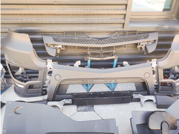 New Bumper for Truck Mercedes-Benz ACTROS AROCS: picture 3 New Bumper for Truck Mercedes-Benz ACTROS AROCS: picture 3