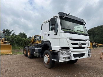 Tractor unit SINOTRUK HOWO