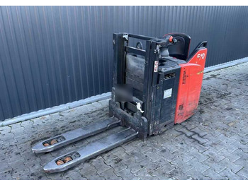 Stacker LINDE