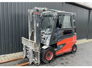 Electric forklift LINDE E