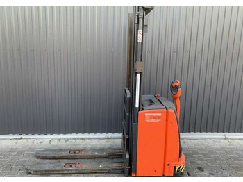 Stacker Linde L14: picture 2 Stacker Linde L14: picture 2