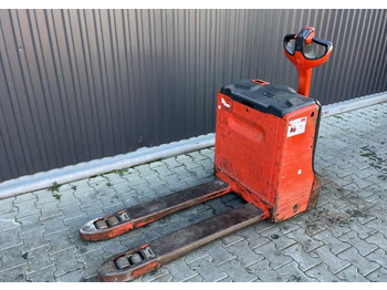 Pallet truck LINDE T18