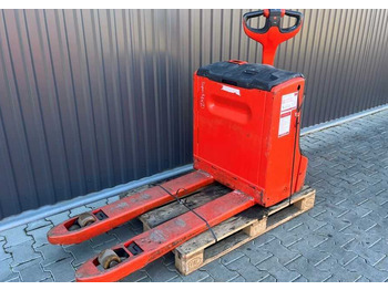 Pallet truck LINDE T18