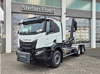 Hook lift truck IVECO X-WAY