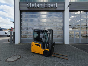 Electric forklift JUNGHEINRICH EFG