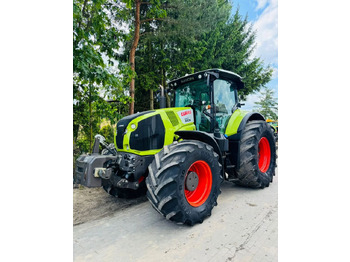 Farm tractor CLAAS Axion 850