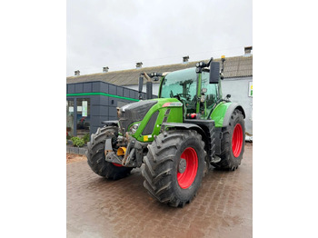 Farm tractor FENDT 724 Vario