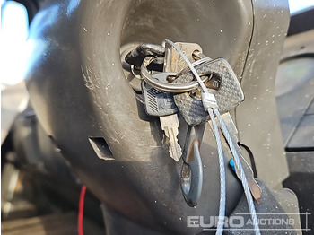 Box truck MERCEDES-BENZ