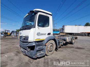Cab chassis truck MERCEDES-BENZ Antos