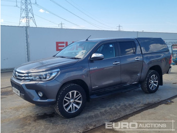 Pickup truck TOYOTA Hilux