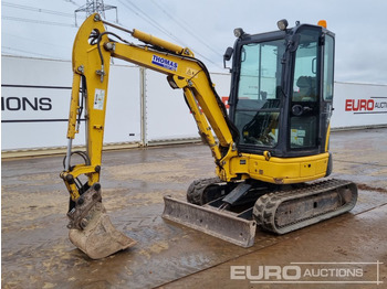 Mini excavator KOMATSU PC26MR-3