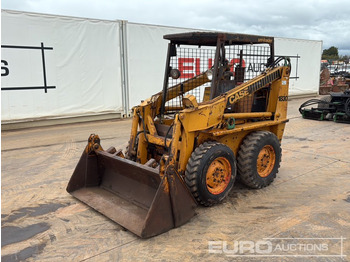 Skid steer loader CASE