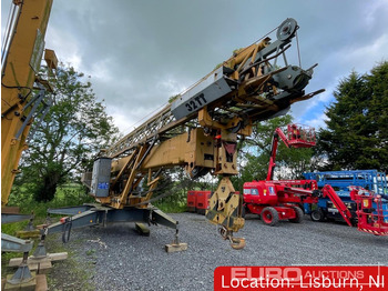 Self-erecting tower crane LIEBHERR
