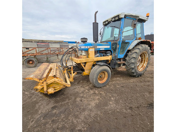 Farm tractor FORD
