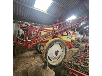 Sprayer Hardi CM2 Commander 2.800 l: picture 4