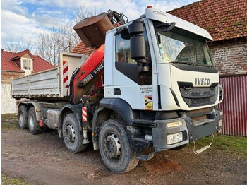 Hook lift truck IVECO Trakker