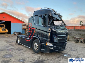 Tractor unit SCANIA R 650