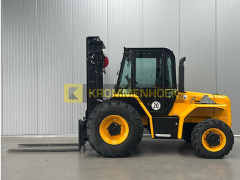Rough terrain forklift JCB