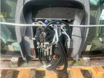 New Cab for Agricultural machinery Case MAXXUM / PUMA: picture 5