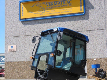 Cab NEW HOLLAND