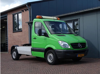 Tractor unit MERCEDES-BENZ